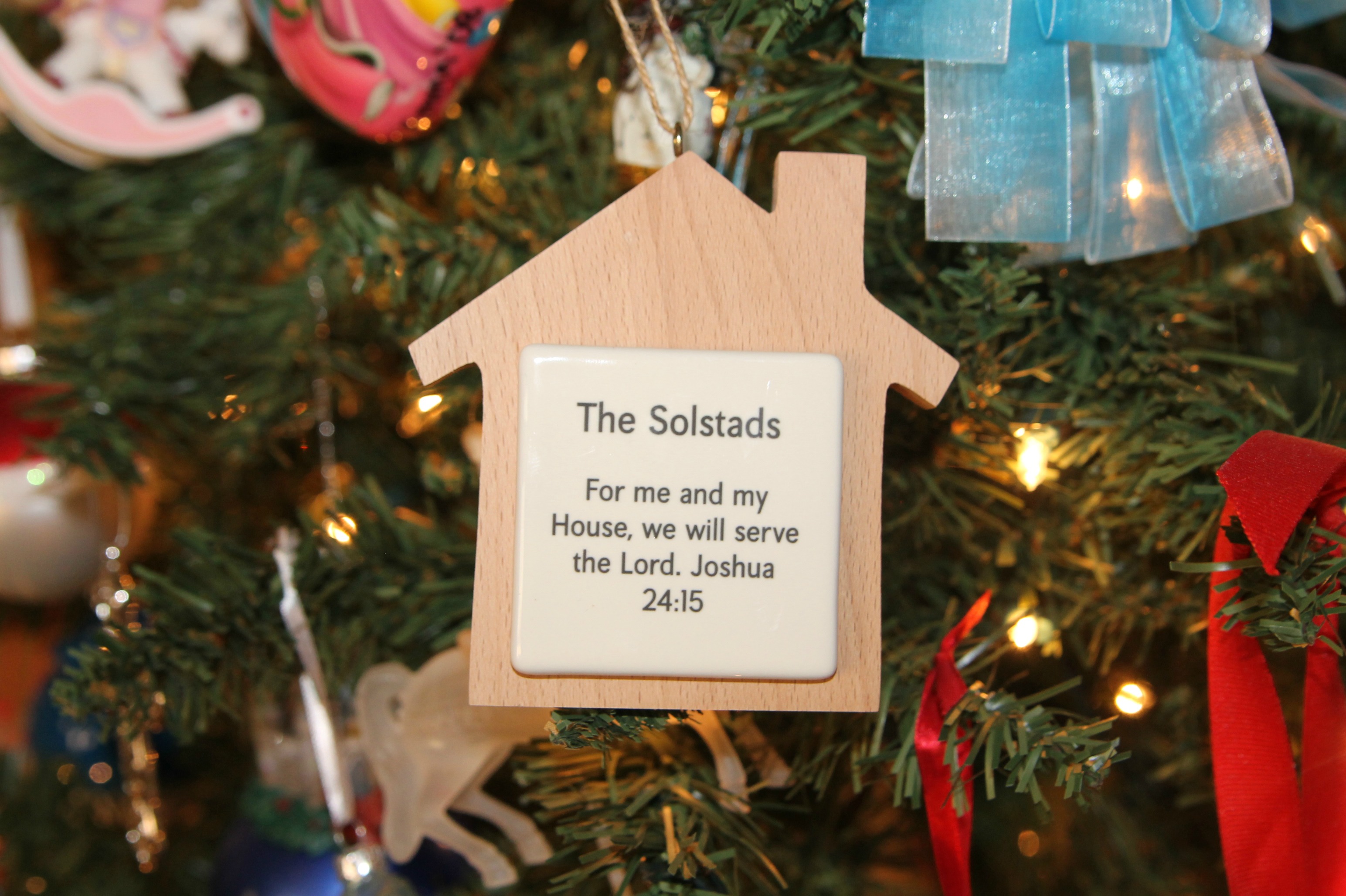 Cherishing memories with Hallmark's Personalized Keepsake Ornament 